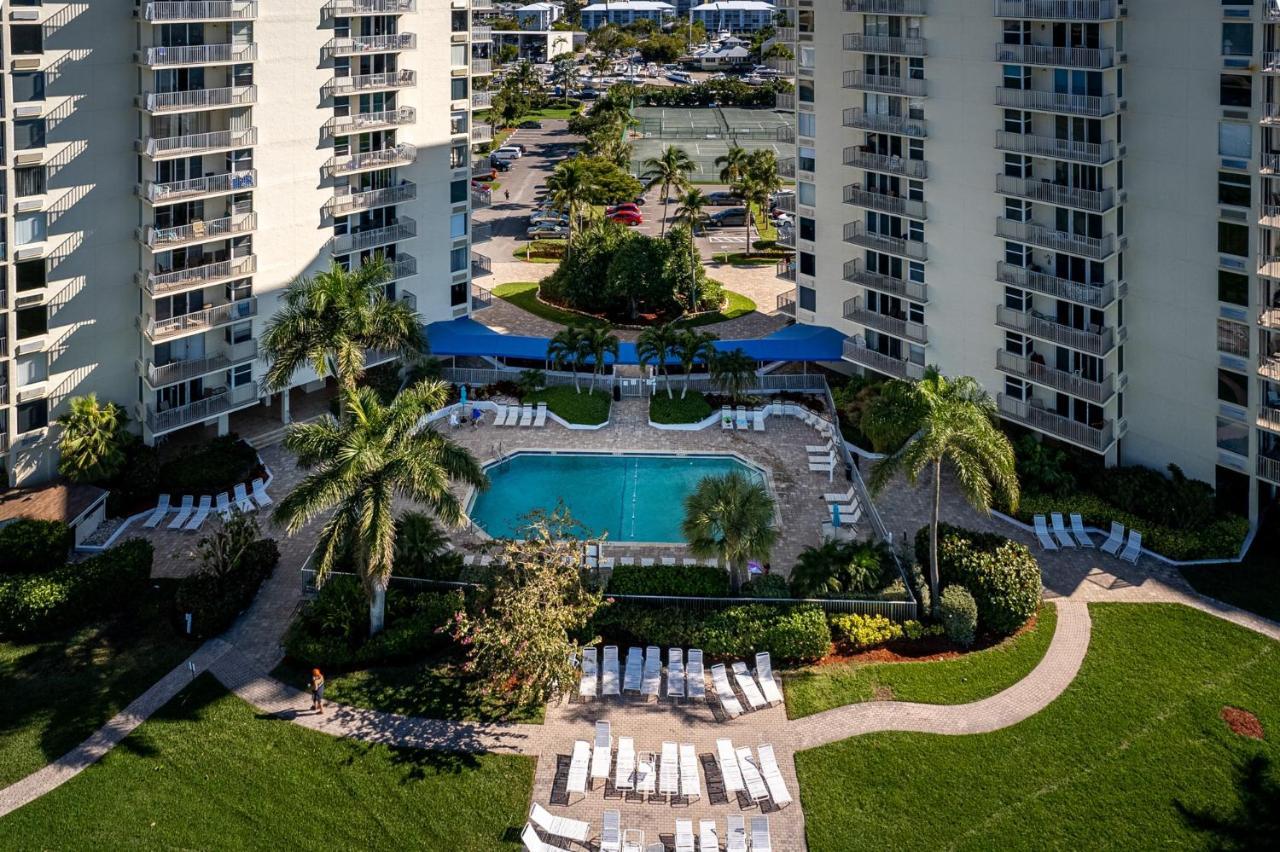 Updated Gulf Front Condo On The South End Of Fort Myers Beach! Condo المظهر الخارجي الصورة